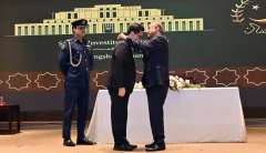 President Zardari confers Sitara-i-Pakistan on Prof. Pan Xia